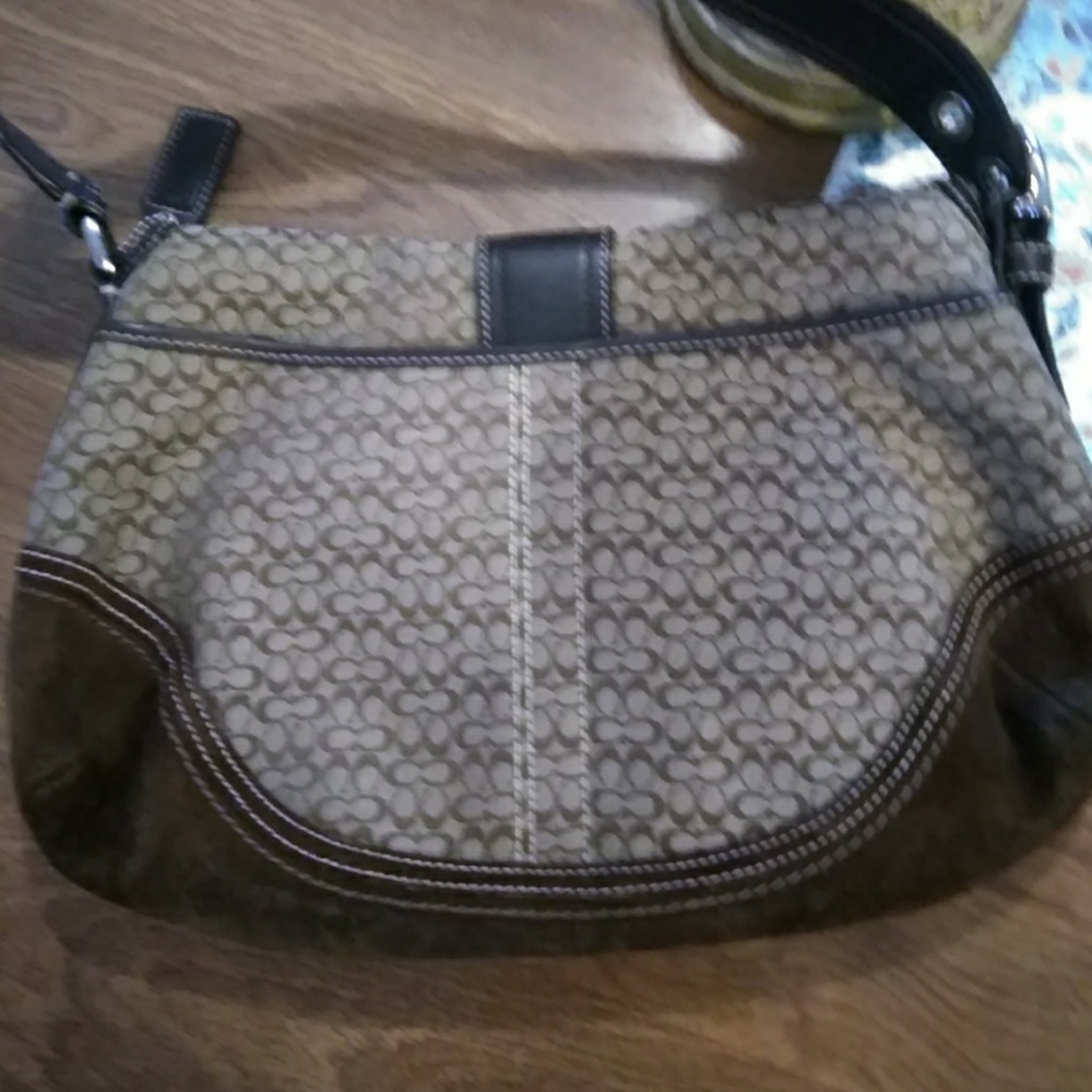 Authentic Coach purse - Picture 3 of 4